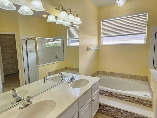 Building Photo - 175 Braemar Ave