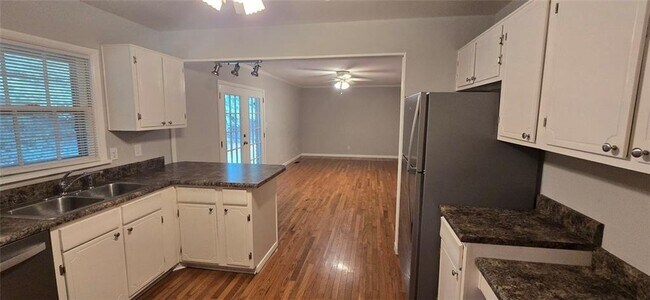 Building Photo - 2902 Highbrook Ct