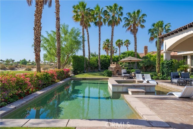 Building Photo - 55380 Royal St George