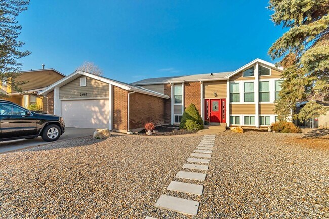 Building Photo - 2066 Quailstone Dr
