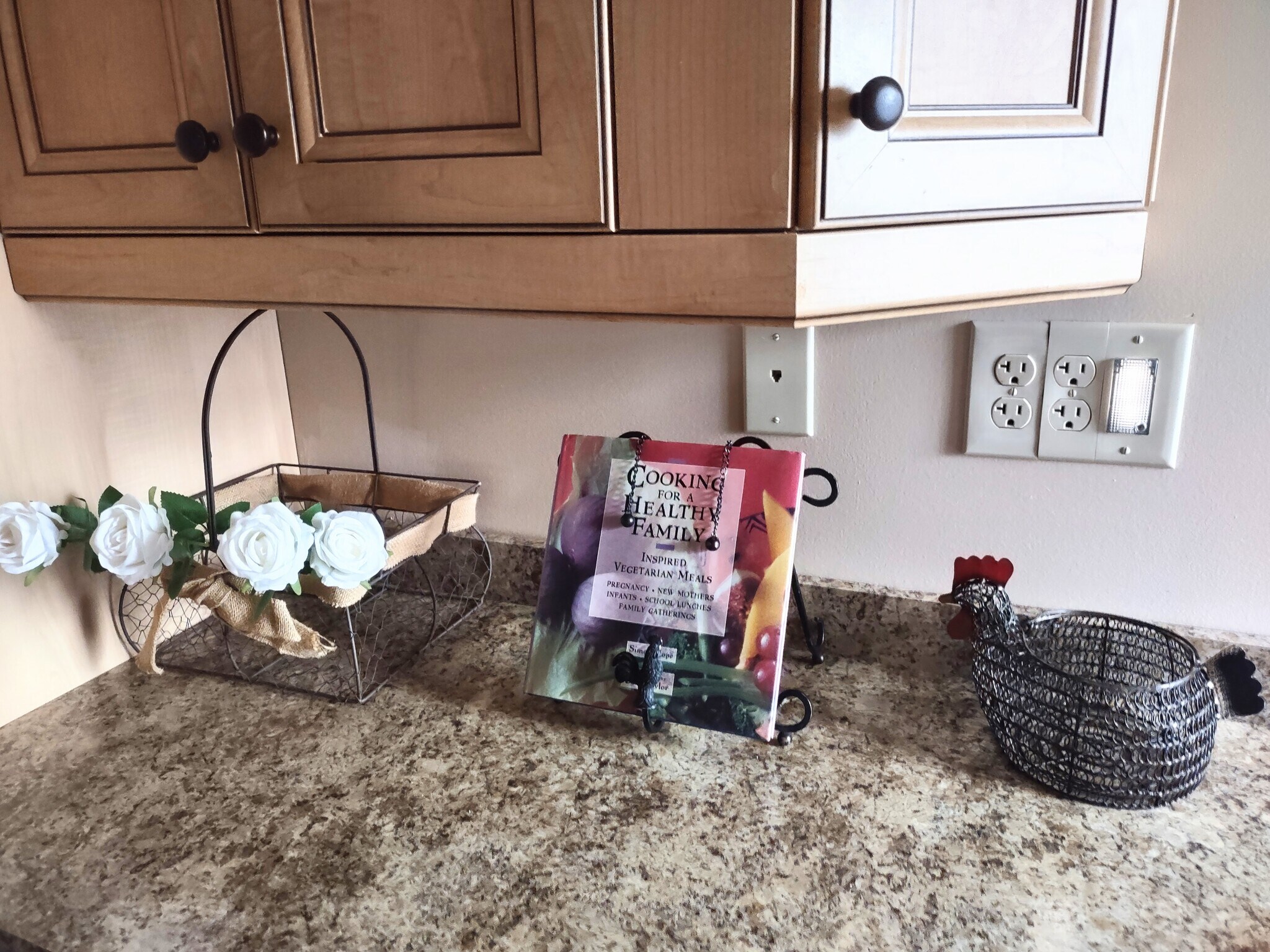 Building Photo - 2223 S Garnet St