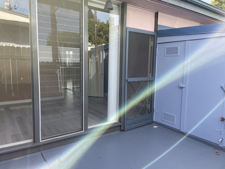 Building Photo - 660 W Bonita Ave