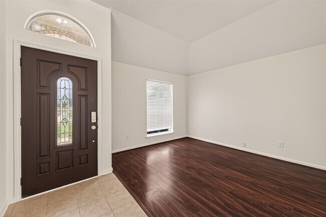 Building Photo - 9202 Sorrell Hollow Ln