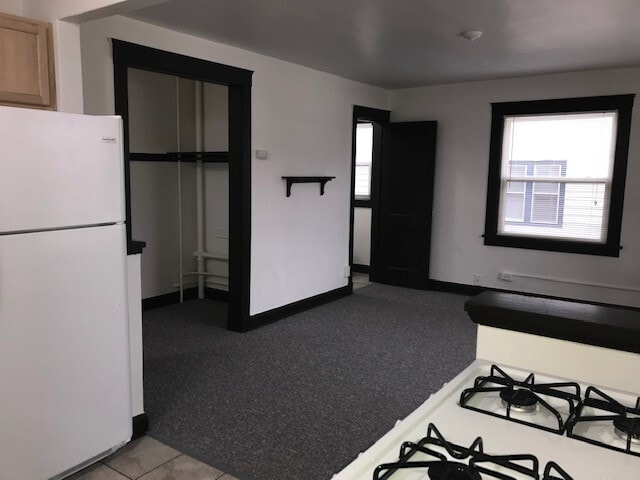 Building Photo - Martin Apartments