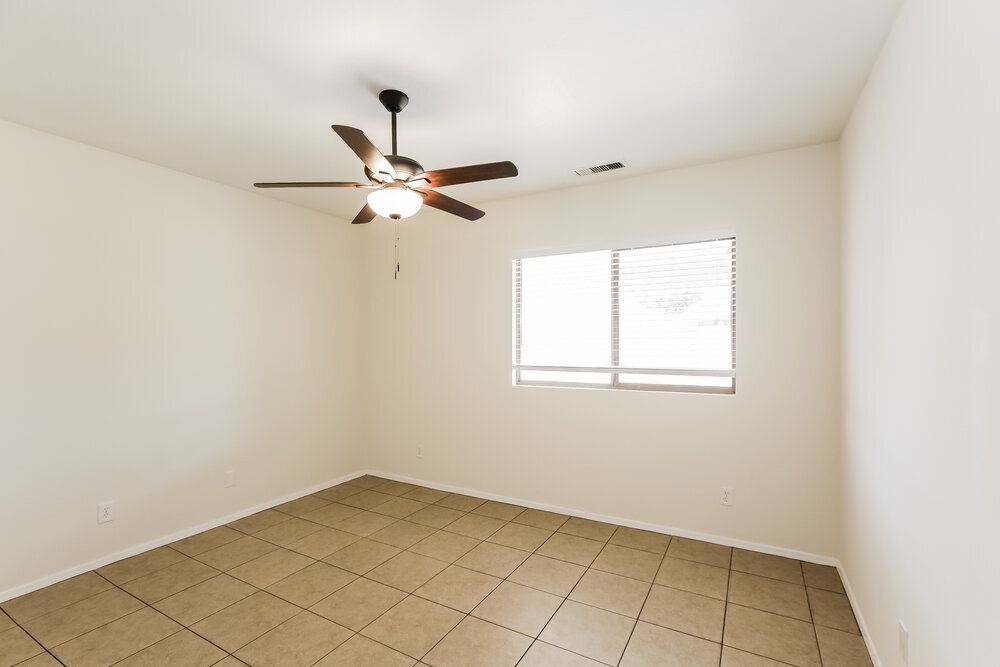 Building Photo - 11222 W Almeria Rd