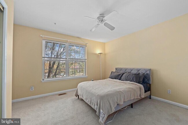 Building Photo - 21877 Elkins Terrace