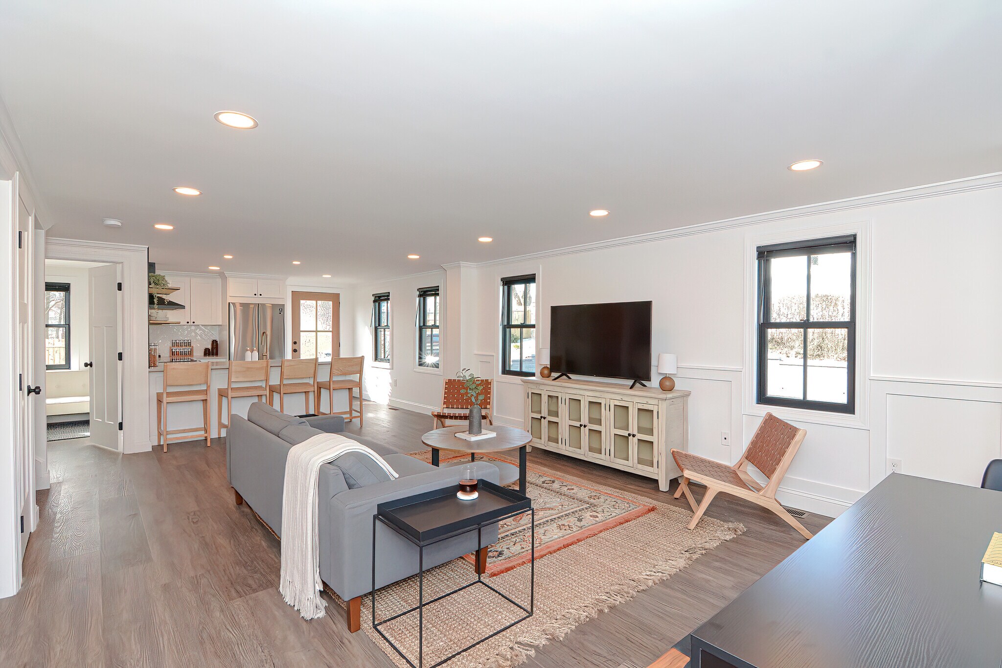 Building Photo - 29 Lion St