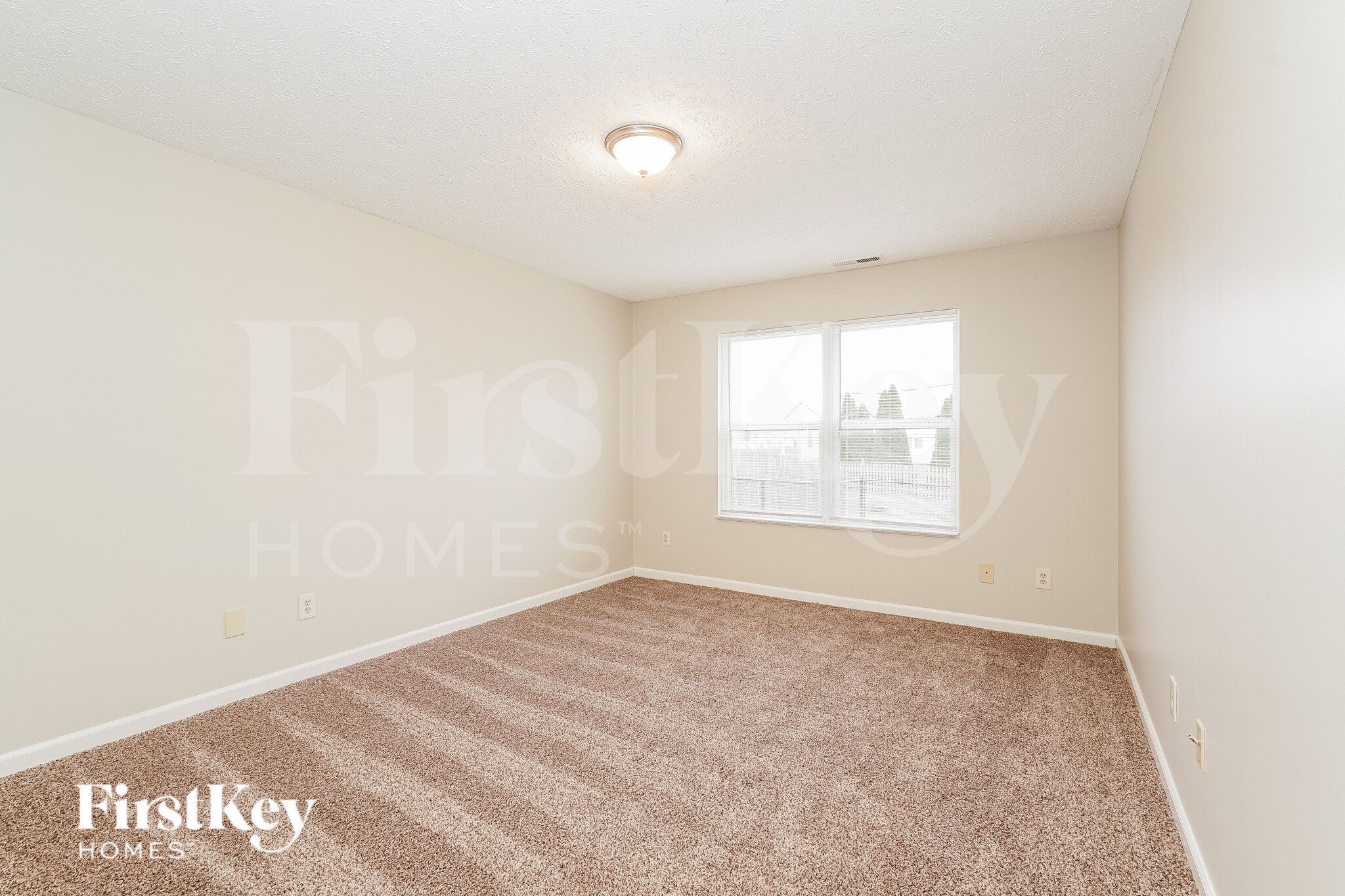 Building Photo - 3149 Monterey Dr