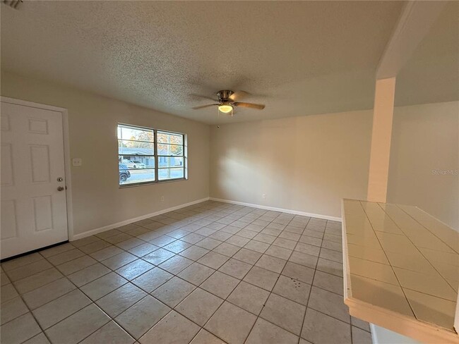 Building Photo - 34918 Ansley Ave