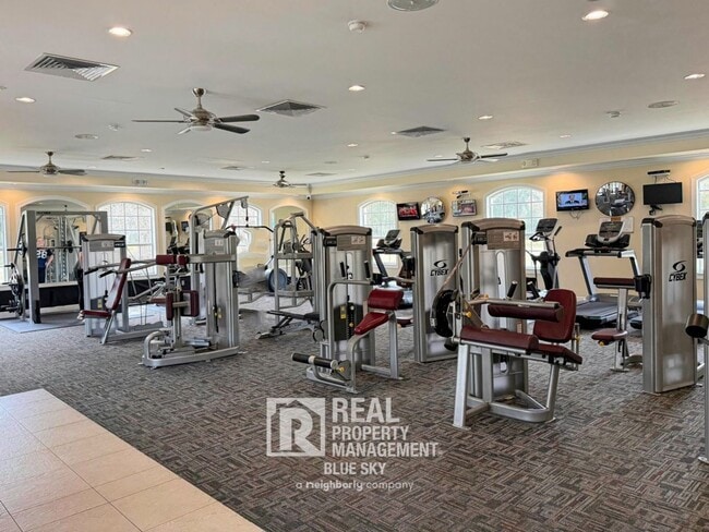 Building Photo - 5238 Gato Del Sol Cir