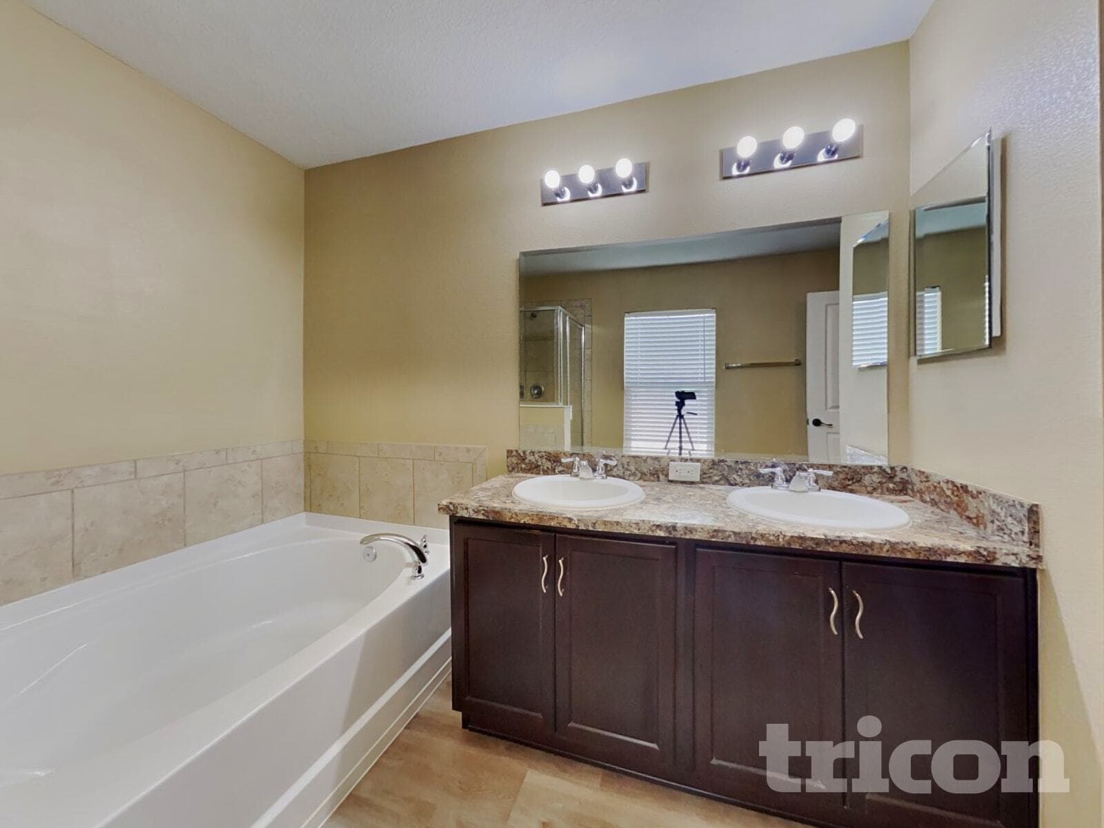 Building Photo - 7274 Somerset Pond Dr