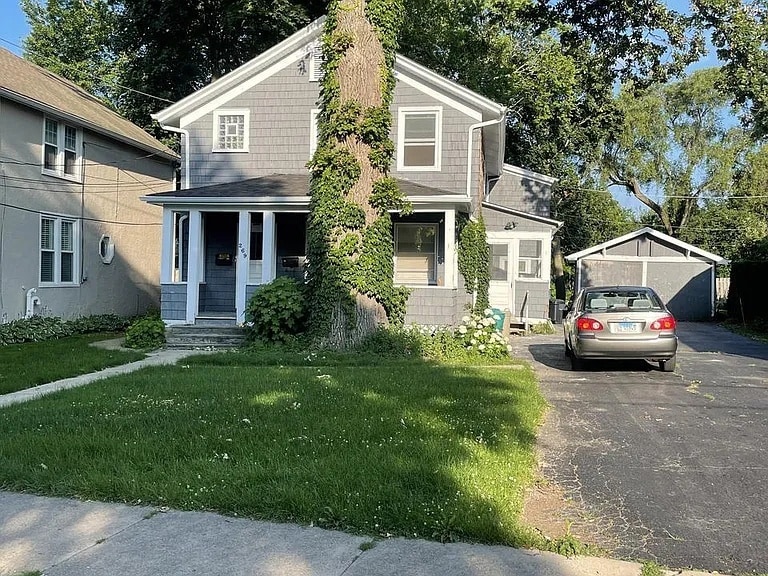 Building Photo - 269 E Woodland Rd