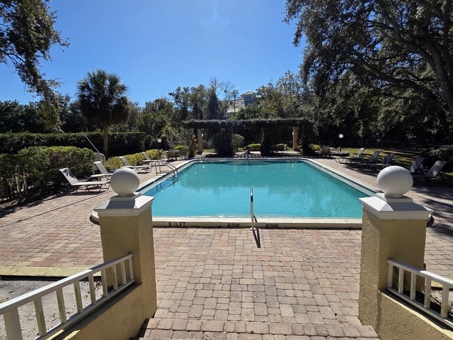 Building Photo - 2690 Coral Landings Blvd