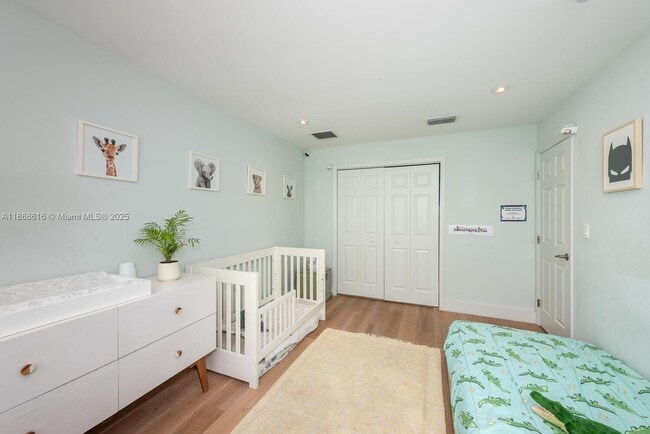 Building Photo - 5169 SW 71st Pl