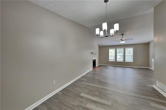 Building Photo - 7796 Mountain Creek Way