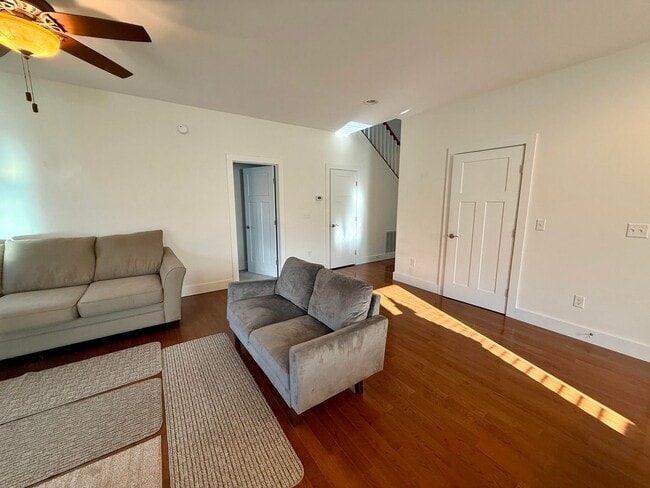 Building Photo - Impeccably maintained, custom-built home located in the sought-after Bay Breeze Estates community.