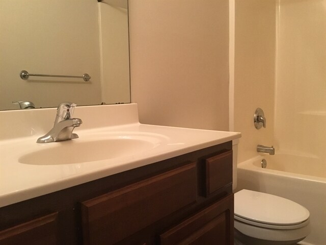 Building Photo - 3113 Twin Peaks Ct