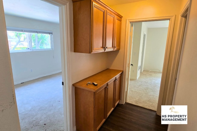 Building Photo - 4847 Williamsburg Ln