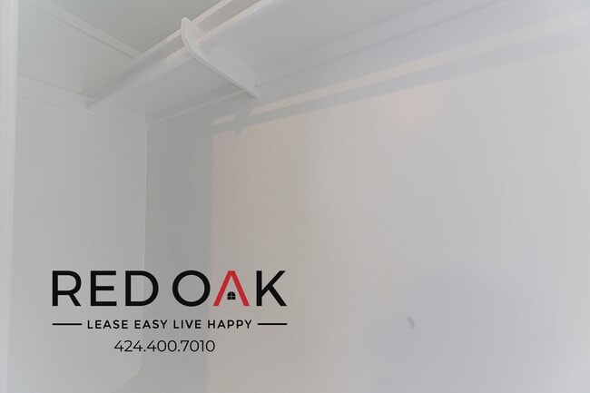 Building Photo - 8444 Stewart and Gray Rd