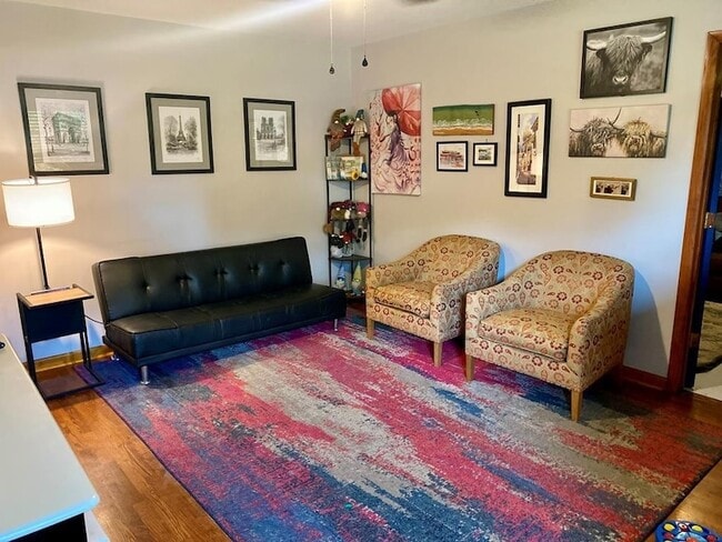 Building Photo - 306 Woodlawn Dr