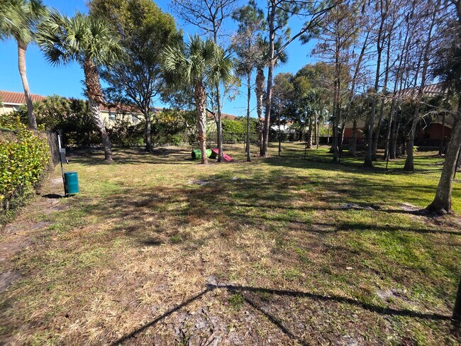 Building Photo - 4175 N Haverhill Rd