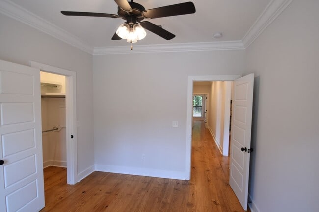 Building Photo - First Months Rent  Move In Special just $1799