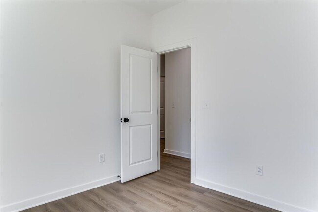 Building Photo - 11240 W 35th St S