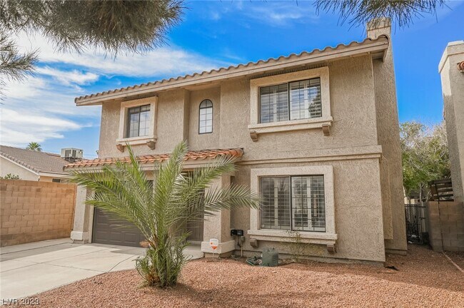 Building Photo - 109 Elegante Way
