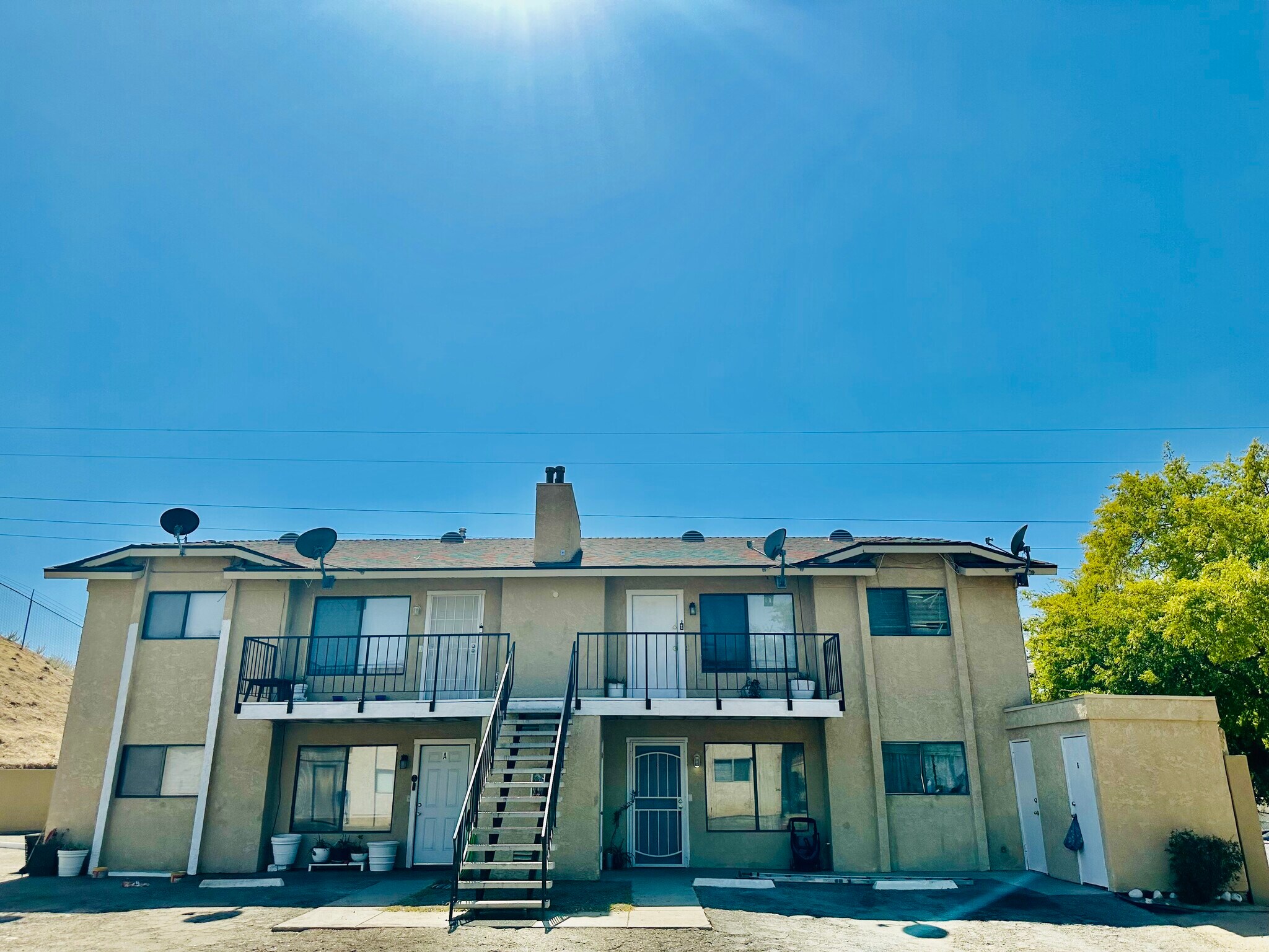 Building Photo - 6005 Hill Dale Ct