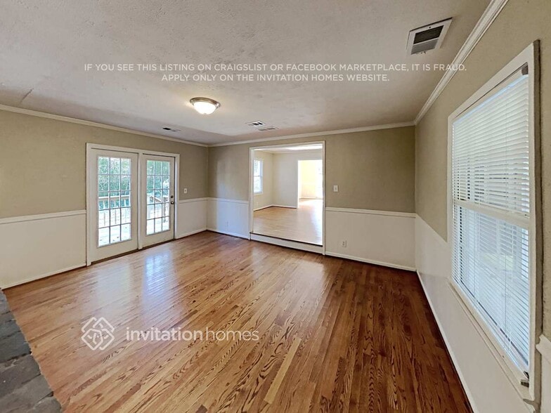 Building Photo - 2636 Allyn Way NW