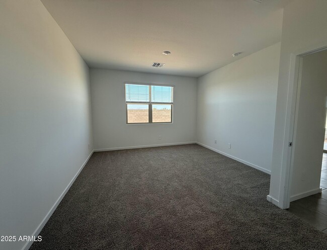 Building Photo - 3814 S 87th Dr