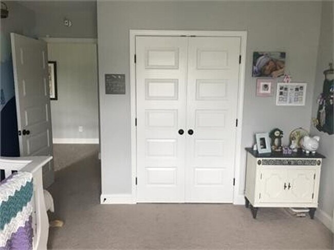 Building Photo - Carolina Lakes Gated Community!!