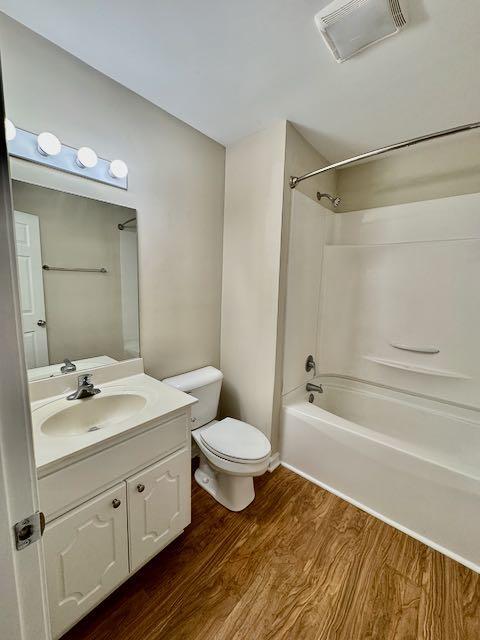 Building Photo - Unit 8C 703 Carolina Avenue