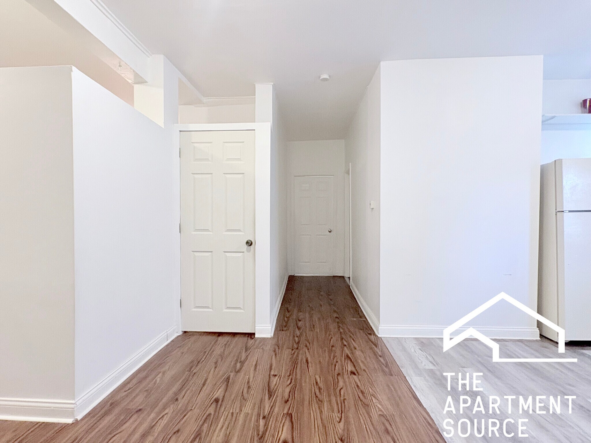 Building Photo - 1900 S Throop St