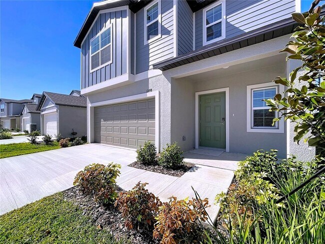 Building Photo - 17498 Happytrails St