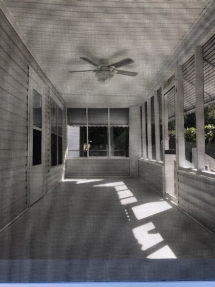 Building Photo - 319 Railroad St