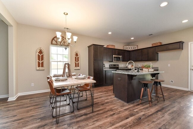 Building Photo - Coming Available!