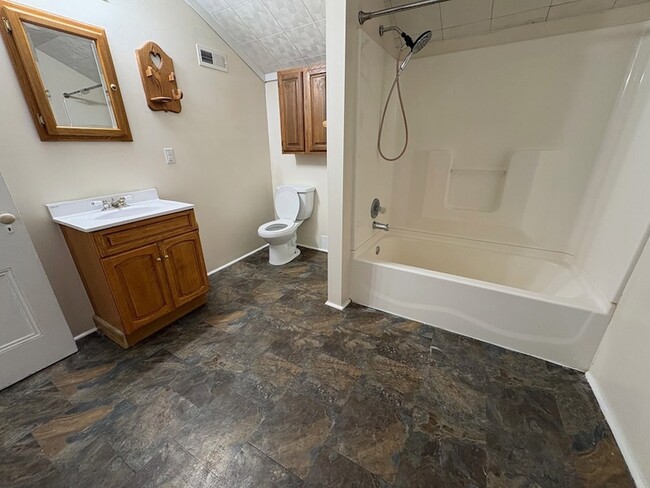 Building Photo - 12533 US-6