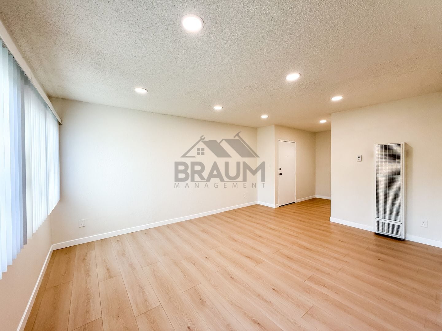 Building Photo - 4636 Laurel Canyon Blvd