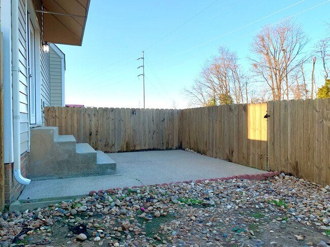 Building Photo - 1233 Cobblestone Ln