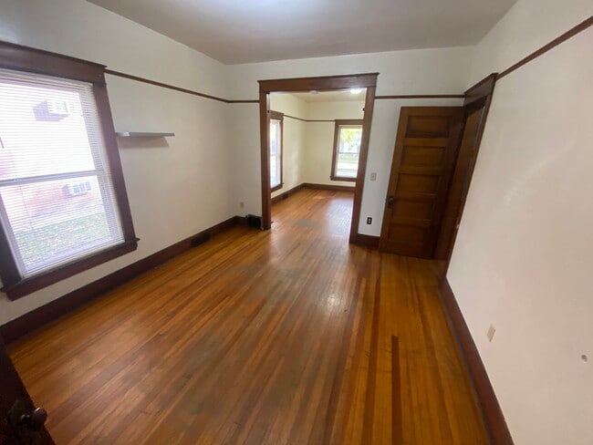 Building Photo - Charming 4-Bedroom Historic Home Near Downtown!