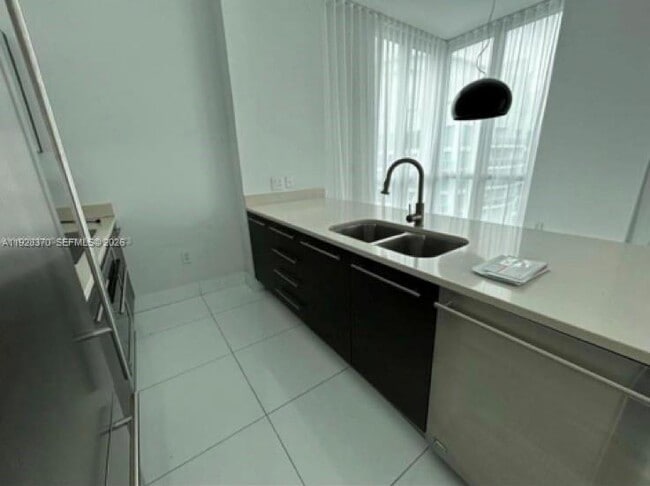 Building Photo - 55 SE 6th St