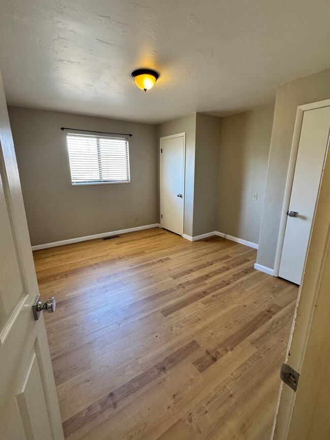 Building Photo - 240 N 300 E