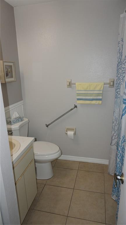 Building Photo - 7704 Hillside Ct