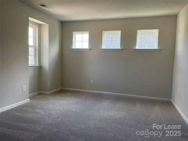 Building Photo - 17618 Snug Harbor Rd