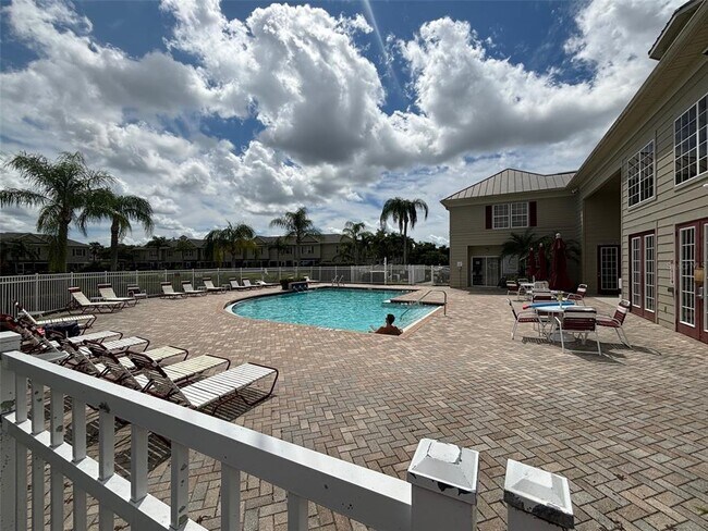 Building Photo - 7635 Plantation Cir