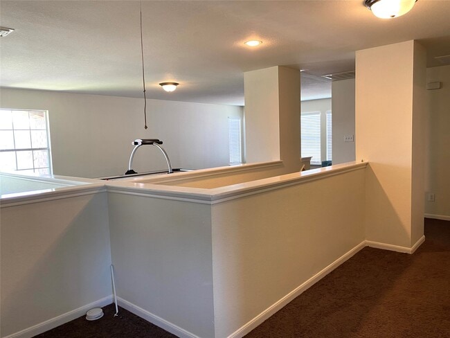 Building Photo - 8138 Wooded Terrace Ln