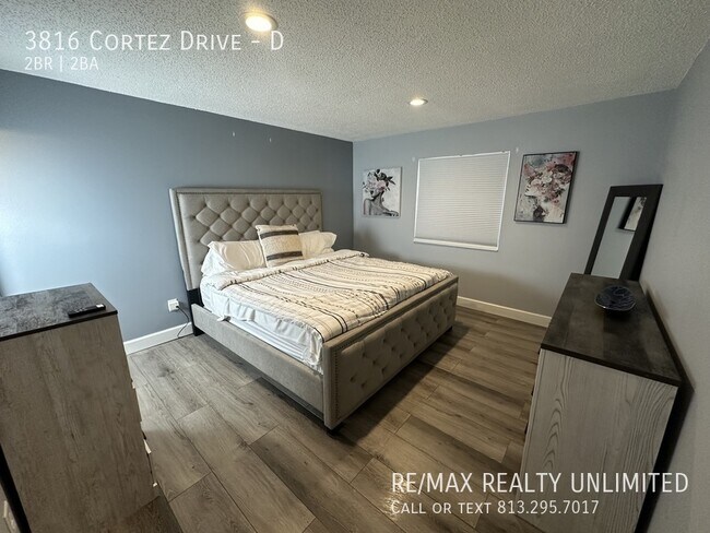 Building Photo - 3816 Cortez Dr