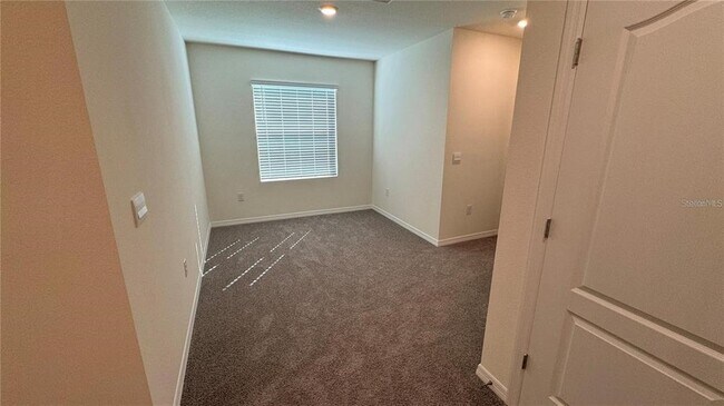 Building Photo - 1442 Isleta Lp