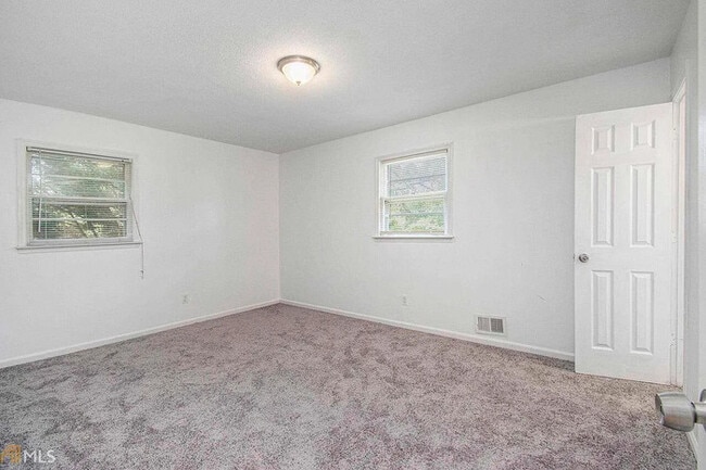 Building Photo - Welcome Home!